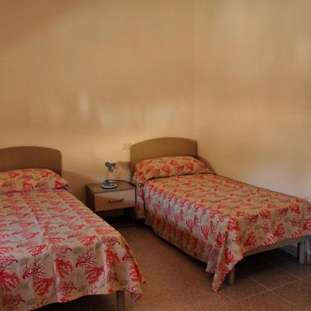 B&B L'Asfodelo Флуминимаджоре Екстериор снимка